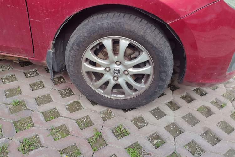 Used CHANGAN Alsvin V3 2012 1.3L Manual Standard Edition Right Front Wheel Hub