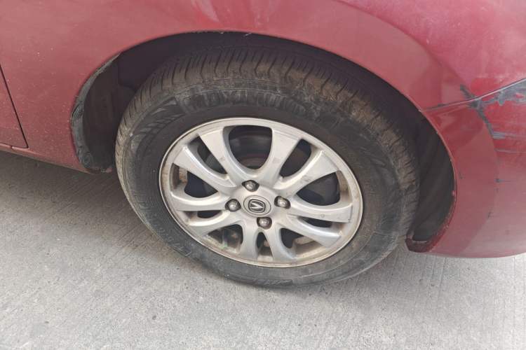 Used CHANGAN Alsvin V3 2012 1.3L Manual Comfort Version China IV Standard Right Front Wheel Hub