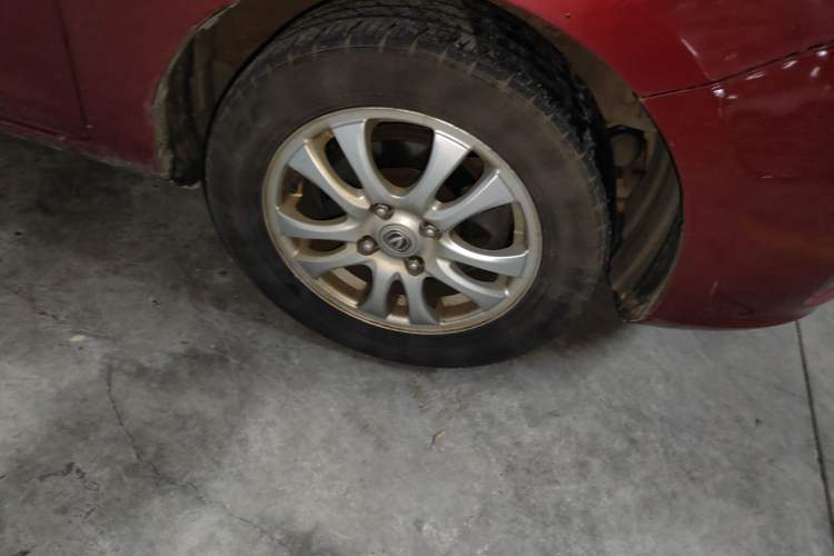 Used CHANGAN Alsvin V3 2012 1.3L Manual Comfort Version China IV Standard Right Front Wheel Hub