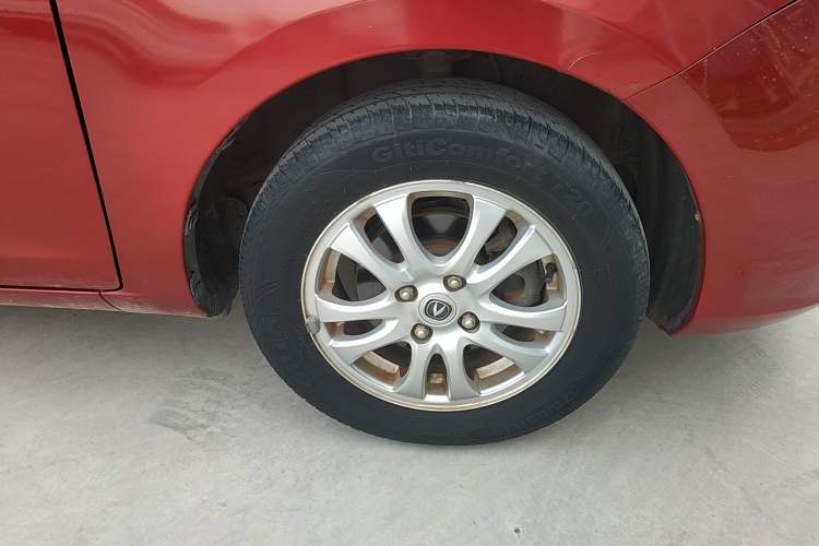 Used CHANGAN Alsvin V3 2012 1.3L Manual Comfort Version China IV Standard Right Front Wheel Hub
