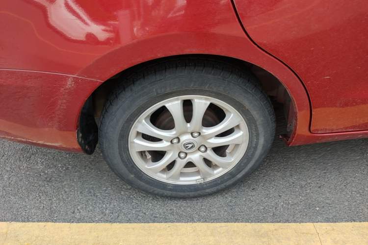 Used CHANGAN Alsvin V3 2012 1.3L Manual Comfort Version China IV Standard Right Rear Wheel Hub