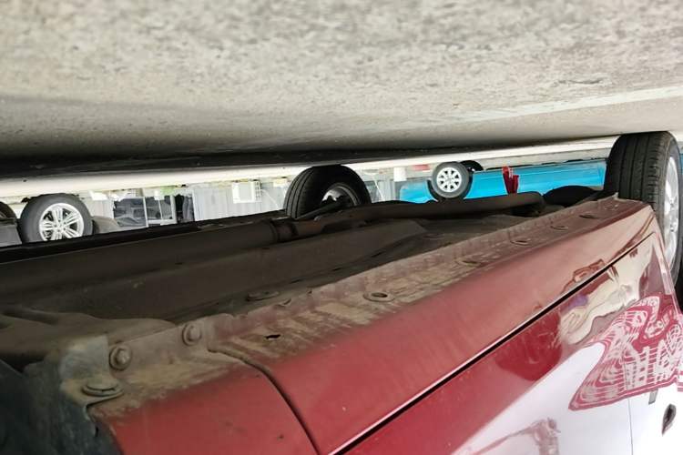 Used CHANGAN Alsvin V3 2012 1.3L Manual Comfort Version China IV Standard Right Side Sill