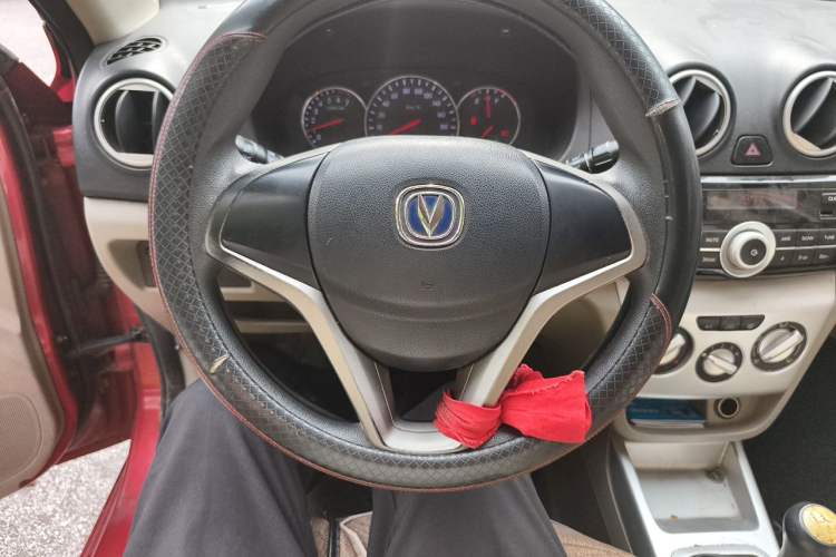 Used CHANGAN Alsvin V3 2012 1.3L Manual Comfort Version China IV Standard Steering Wheel