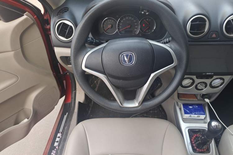 Used CHANGAN Alsvin V3 2012 1.3L Manual Comfort Version China IV Standard Steering Wheel