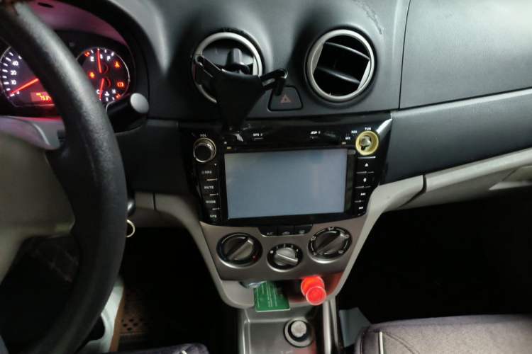 Used CHANGAN Alsvin V3 2012 1.3L Manual Standard Edition Audio And AC Panel