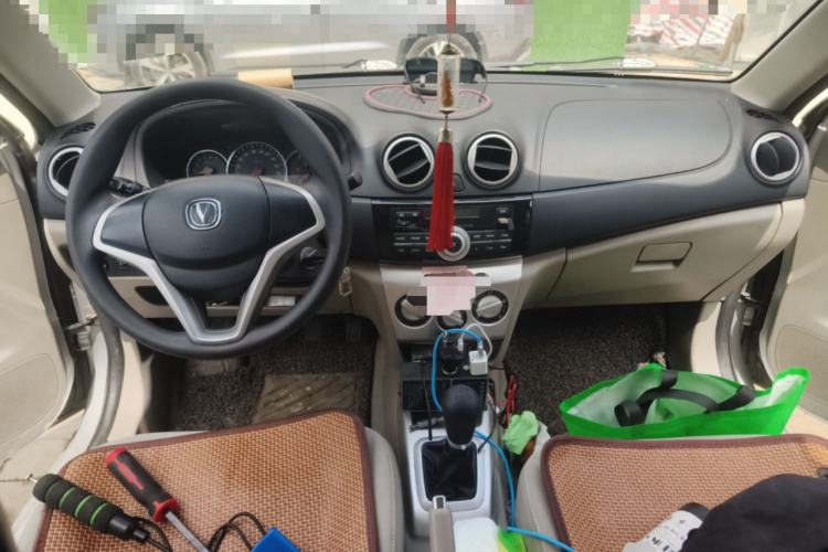 Used CHANGAN Alsvin V3 2012 1.3L Manual Comfort Version China V Standard Center Console