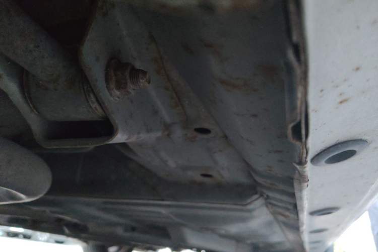 Used CHANGAN Alsvin V3 2012 1.3L Manual Comfort Version China V Standard Chassis Rear Right
