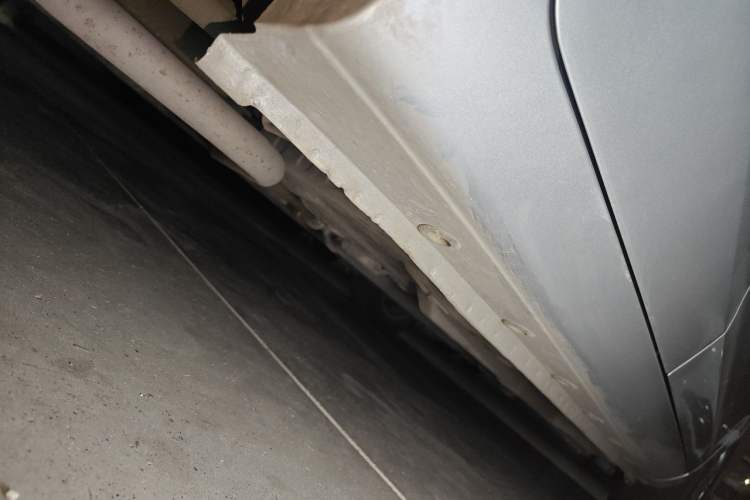 Used CHANGAN Alsvin V3 2012 1.3L Manual Comfort Version China IV Standard Chassis Rear Right