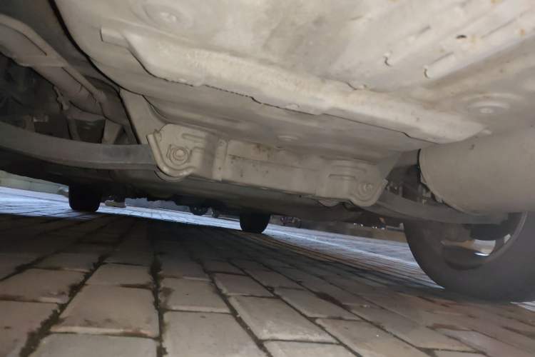Used CHANGAN Alsvin V3 2012 1.3L Manual Comfort Version China IV Standard Chassis Rear