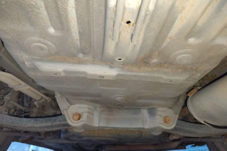 Used CHANGAN Alsvin V3 2012 1.3L Manual Comfort Version China IV Standard Chassis Rear