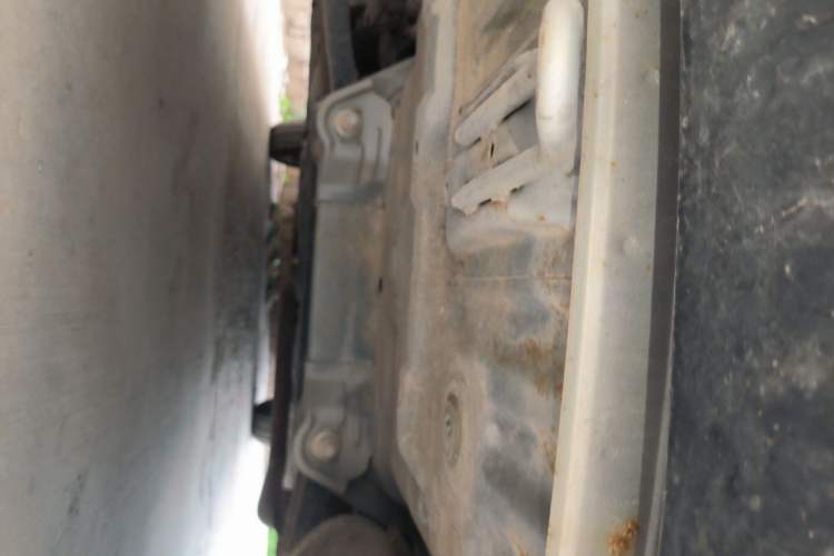 Used CHANGAN Alsvin V3 2012 1.3L Manual Comfort Version China IV Standard Chassis Rear