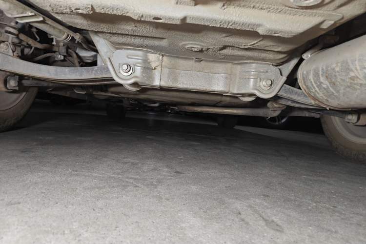 Used CHANGAN Alsvin V3 2012 1.3L Manual Comfort Version China IV Standard Chassis Rear