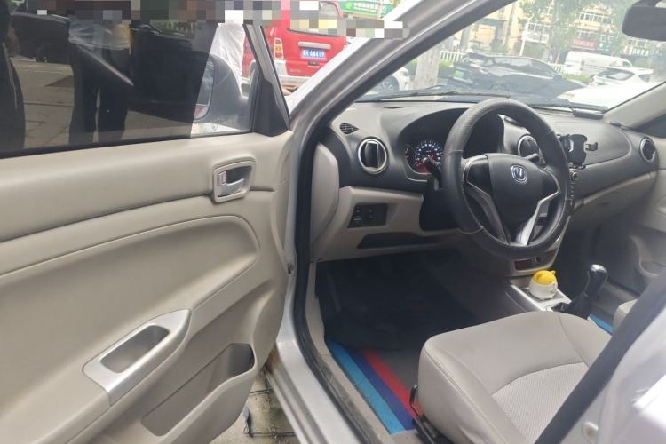 Used CHANGAN Alsvin V3 2012 1.3L Manual Comfort Version China IV Standard Driver Seat