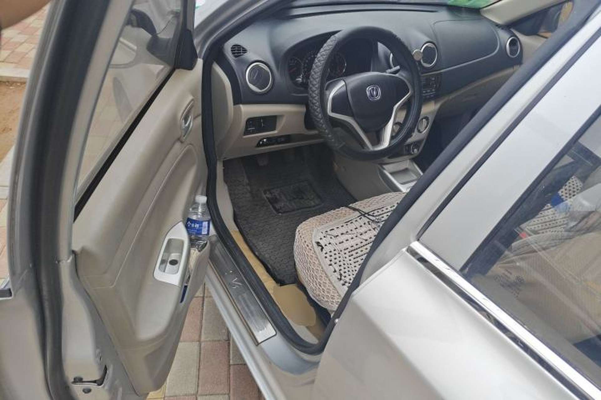 Used CHANGAN Alsvin V3 2012 1.3L Manual Comfort Version China IV Standard Driver Seat