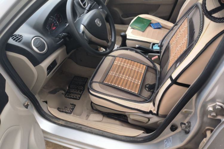 Used CHANGAN Alsvin V3 2012 1.3L Manual Comfort Version China IV Standard Driver Seat