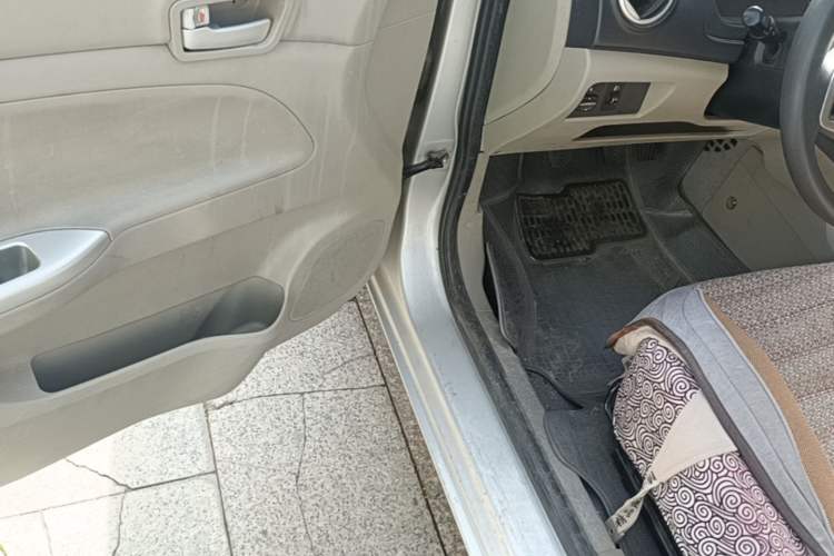 Used CHANGAN Alsvin V3 2012 1.3L Manual Standard Edition Driver Seat