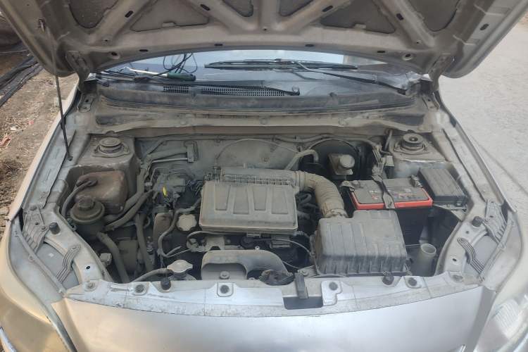 Used CHANGAN Alsvin V3 2012 1.3L Manual Comfort Version China IV Standard Engine Bay