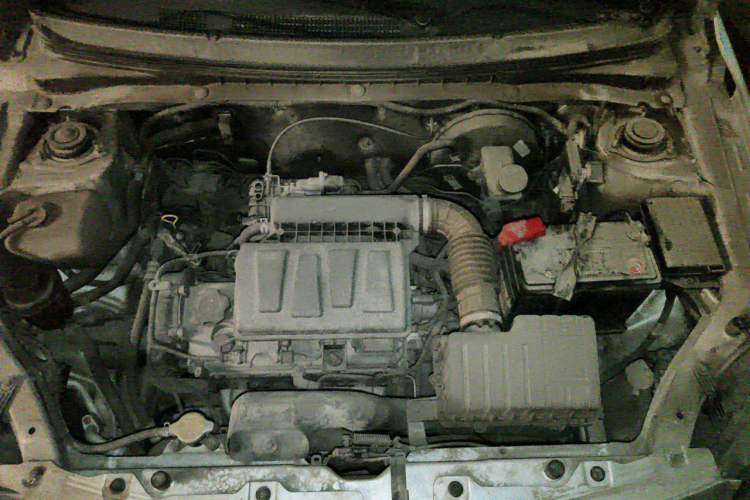 Used CHANGAN Alsvin V3 2012 1.3L Manual Standard Edition Engine Bay
