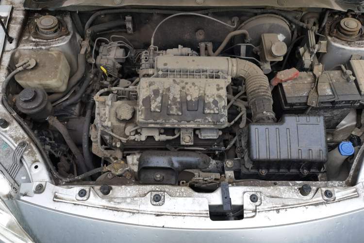 Used CHANGAN Alsvin V3 2012 1.3L Manual Standard Edition Engine Bay