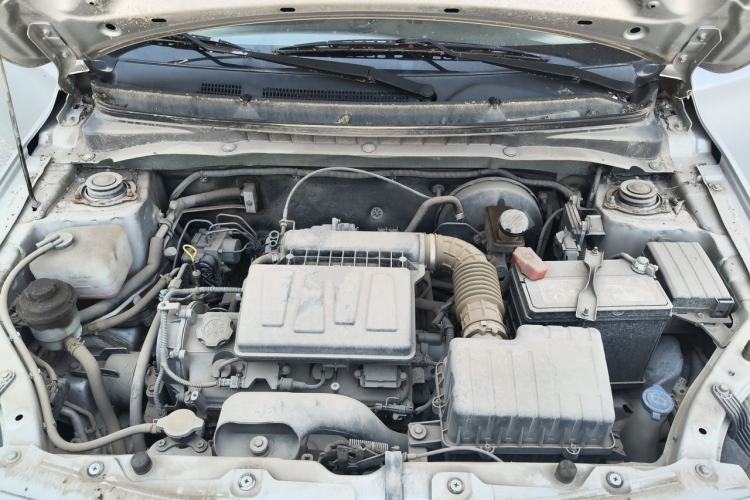 Used CHANGAN Alsvin V3 2012 1.3L Manual Comfort Version China IV Standard Engine Bay