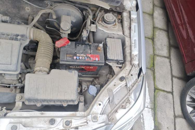 Used CHANGAN Alsvin V3 2012 1.3L Manual Comfort Version China IV Standard Engine Bay Left