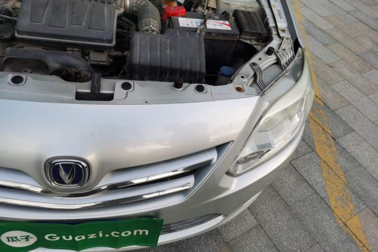 Used CHANGAN Alsvin V3 2012 1.3L Manual Luxury Version China IV Standard Engine Bay Left