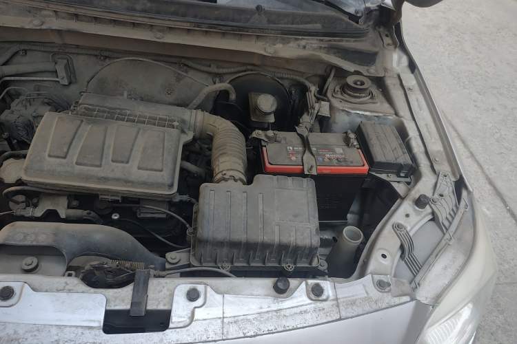 Used CHANGAN Alsvin V3 2012 1.3L Manual Comfort Version China IV Standard Engine Bay Left