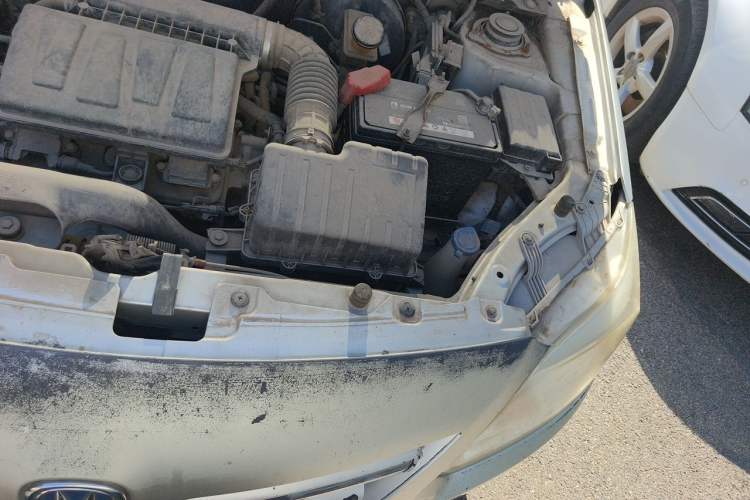 Used CHANGAN Alsvin V3 2012 1.3L Manual Comfort Version China IV Standard Engine Bay Left