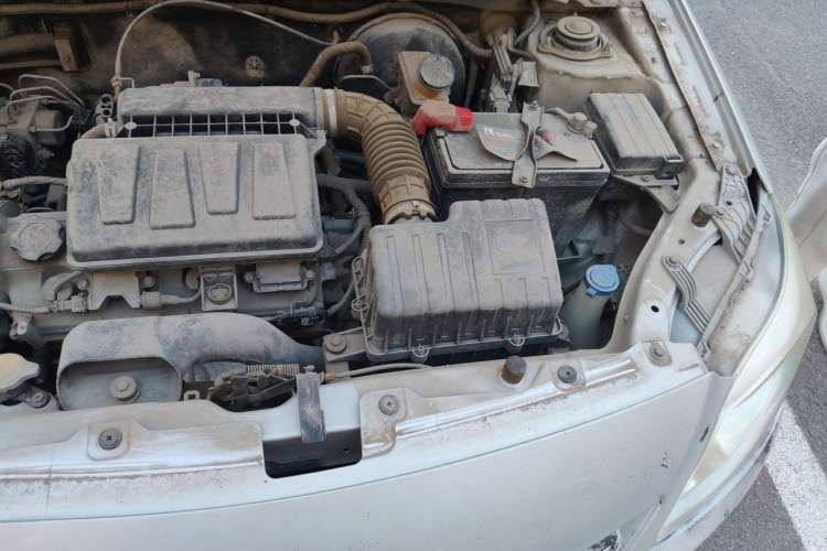 Used CHANGAN Alsvin V3 2012 1.3L Manual Comfort Version China V Standard Engine Bay Left
