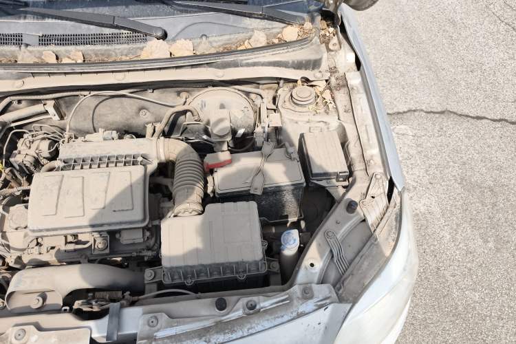 Used CHANGAN Alsvin V3 2012 1.3L Manual Comfort Version China IV Standard Engine Bay Left