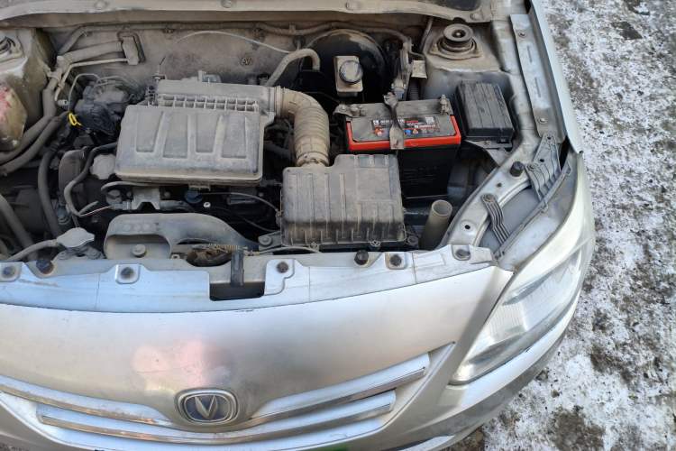 Used CHANGAN Alsvin V3 2012 1.3L Manual Comfort Version China IV Standard Engine Bay Left