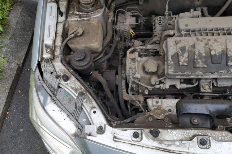 Used CHANGAN Alsvin V3 2012 1.3L Manual Standard Edition Engine Bay Right