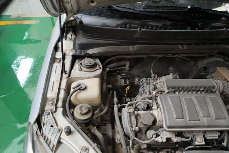 Used CHANGAN Alsvin V3 2012 1.3L Manual Standard Edition Engine Bay Right