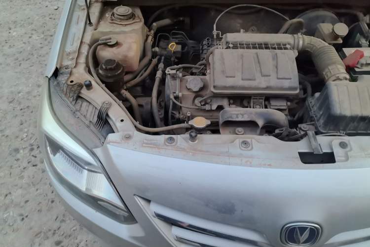 Used CHANGAN Alsvin V3 2012 1.3L Manual Comfort Version China IV Standard Engine Bay Right