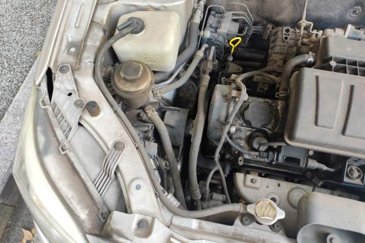 Used CHANGAN Alsvin V3 2012 1.3L Manual Comfort Version China IV Standard Engine Bay Right