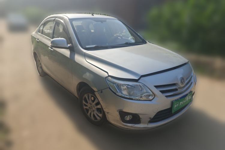 Used CHANGAN Alsvin V3 2012 1.3L Manual Comfort Version China IV Standard Front Right 45 Deg
