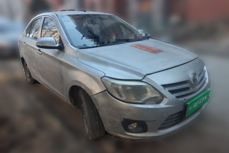 Used CHANGAN Alsvin V3 2012 1.3L Manual Comfort Version China IV Standard Front Right 45 Deg