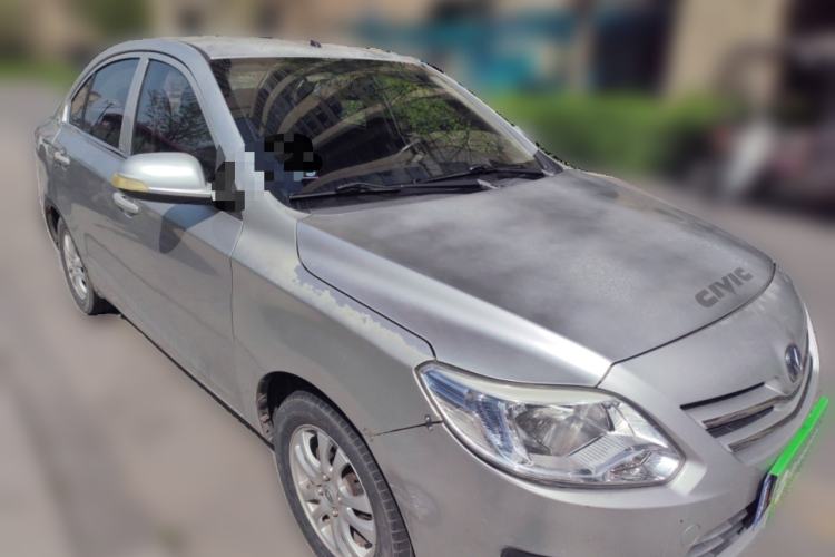 Used CHANGAN Alsvin V3 2012 1.3L Manual Comfort Version China IV Standard Front Right 45 Deg