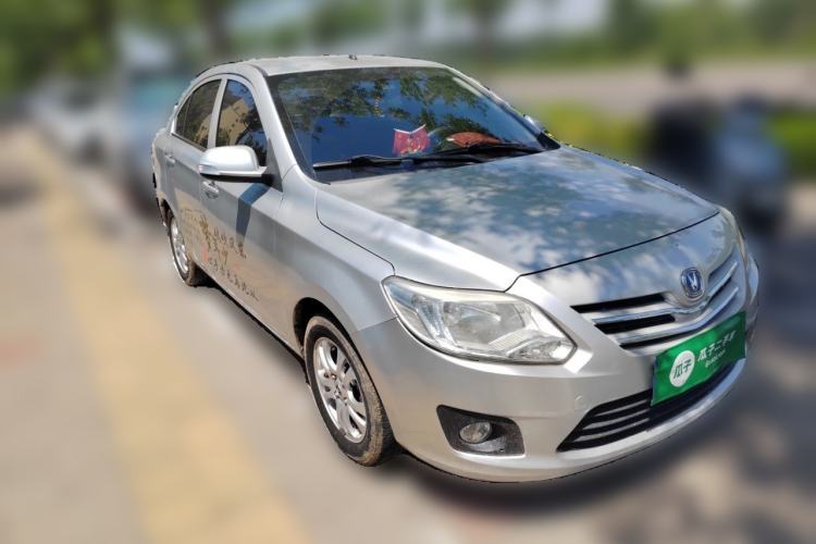 Used CHANGAN Alsvin V3 2012 1.3L Manual Comfort Version China IV Standard Front Right 45 Deg