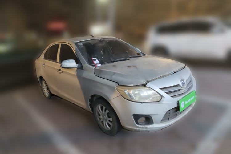 Used CHANGAN Alsvin V3 2012 1.3L Manual Comfort Version China IV Standard Front Right 45 Deg