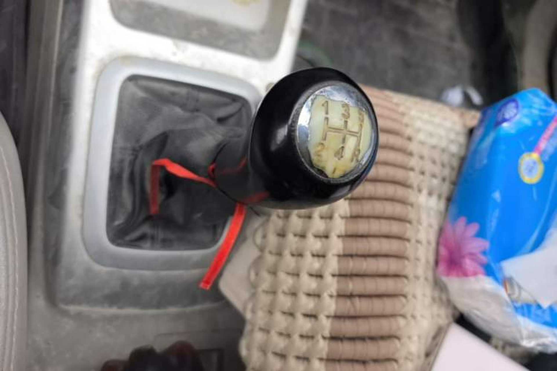 Used CHANGAN Alsvin V3 2012 1.3L Manual Comfort Version China IV Standard Gear Lever