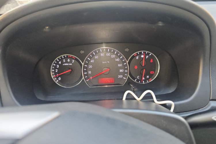 Used CHANGAN Alsvin V3 2012 1.3L Manual Comfort Version China IV Standard Instrument Cluster