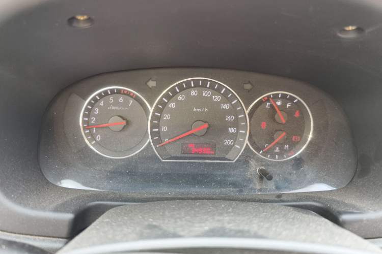 Used CHANGAN Alsvin V3 2012 1.3L Manual Comfort Version China IV Standard Instrument Cluster