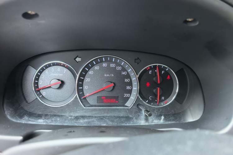 Used CHANGAN Alsvin V3 2012 1.3L Manual Comfort Version China IV Standard Instrument Cluster
