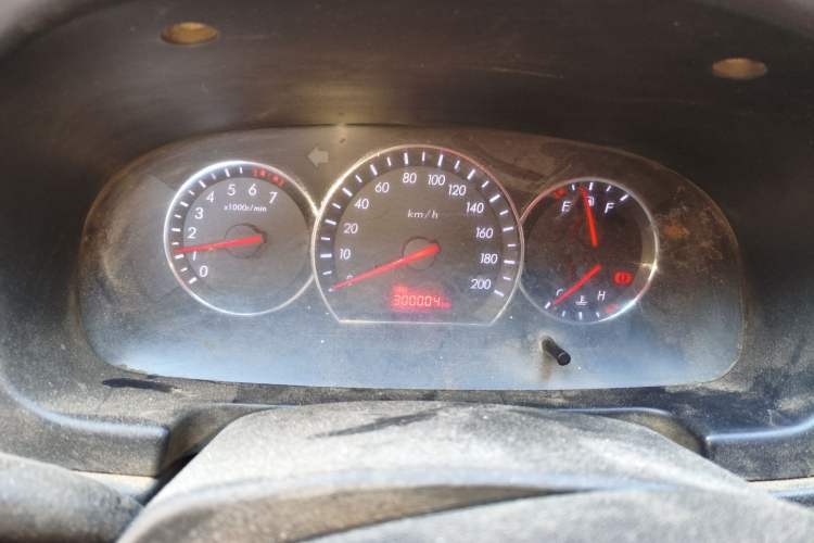 Used CHANGAN Alsvin V3 2012 1.3L Manual Comfort Version China IV Standard Instrument Cluster