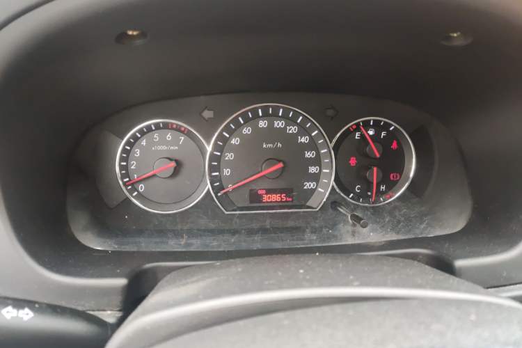 Used CHANGAN Alsvin V3 2012 1.3L Manual Comfort Version China IV Standard Instrument Cluster
