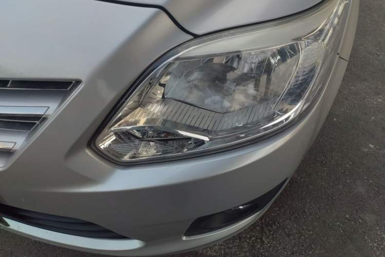 Used CHANGAN Alsvin V3 2012 1.3L Manual Comfort Version China IV Standard Left Front Headlight