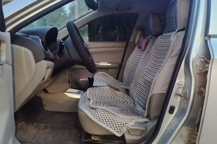 Used CHANGAN Alsvin V3 2012 1.3L Manual Comfort Version China IV Standard Left Front Seat