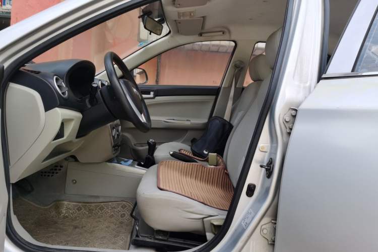 Used CHANGAN Alsvin V3 2012 1.3L Manual Comfort Version China IV Standard Left Front Seat