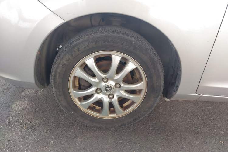 Used CHANGAN Alsvin V3 2012 1.3L Manual Comfort Version China IV Standard Left Front Wheel Hub